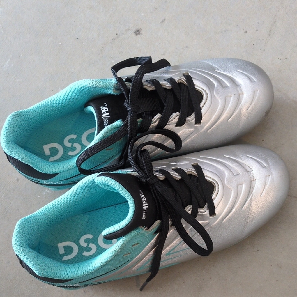 DSG Kids Youth Gray & Teal Soccer Shoes‎ Size 12